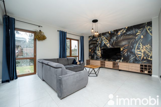 Mieszkanie 3-pokojowe Warszawa Wawer, ul. Strzygłowska. Zdjęcie 1