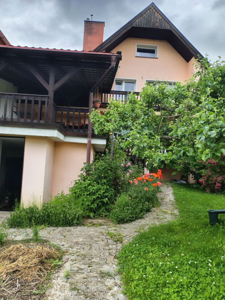 dom szeregowy, 6 pokoi Przygórze, brak ulic. Zdjęcie 22