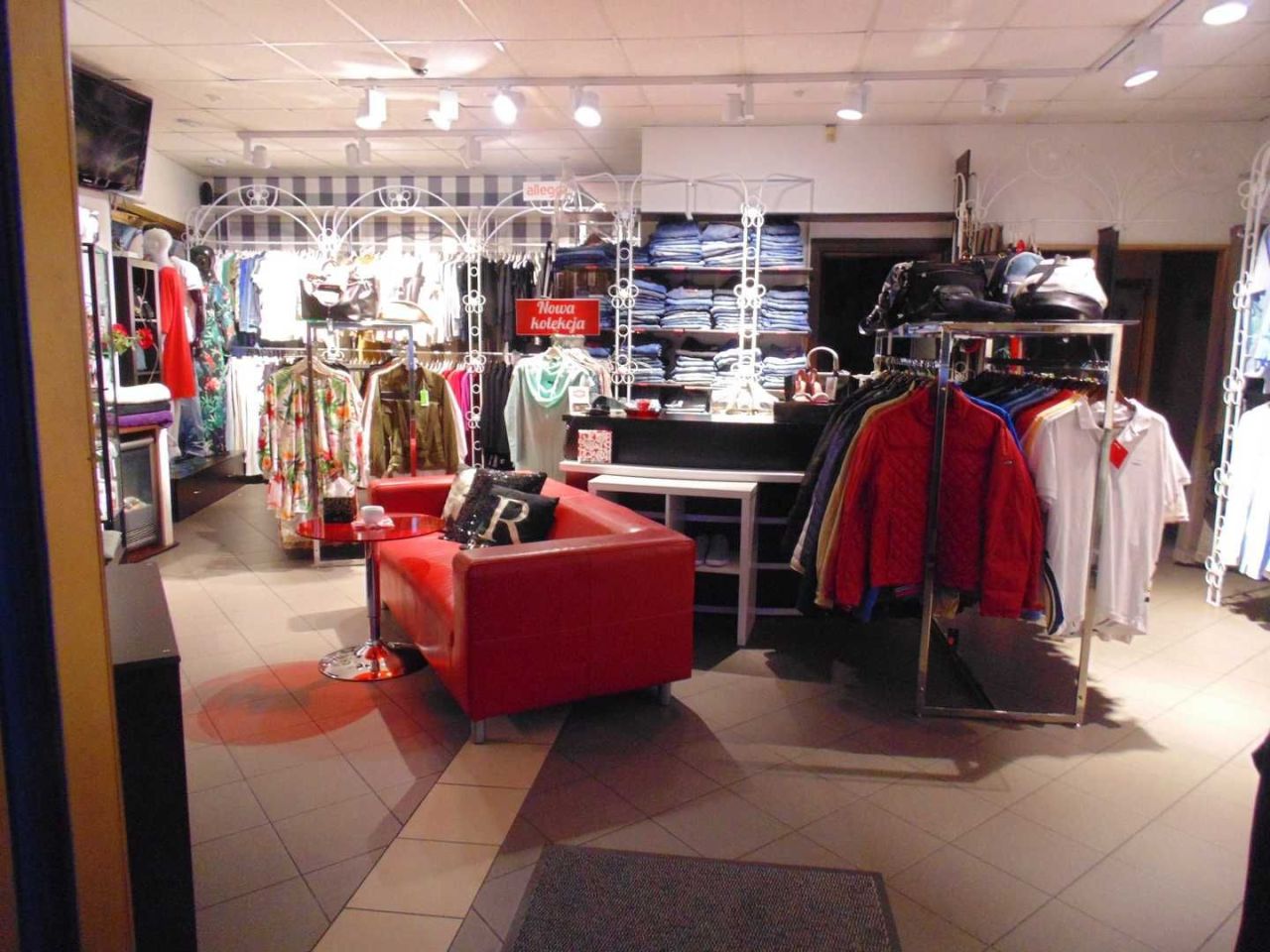 Lokal Warszawa Chomiczówka. Zdjęcie 3