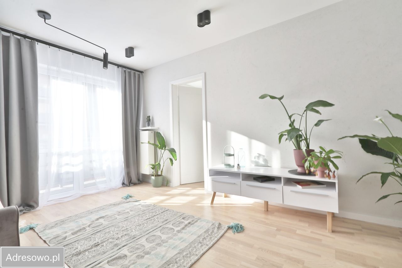 Mieszkanie 3-pokojowe Warszawa Wola, ul. Monte Cassino. Zdjęcie 11