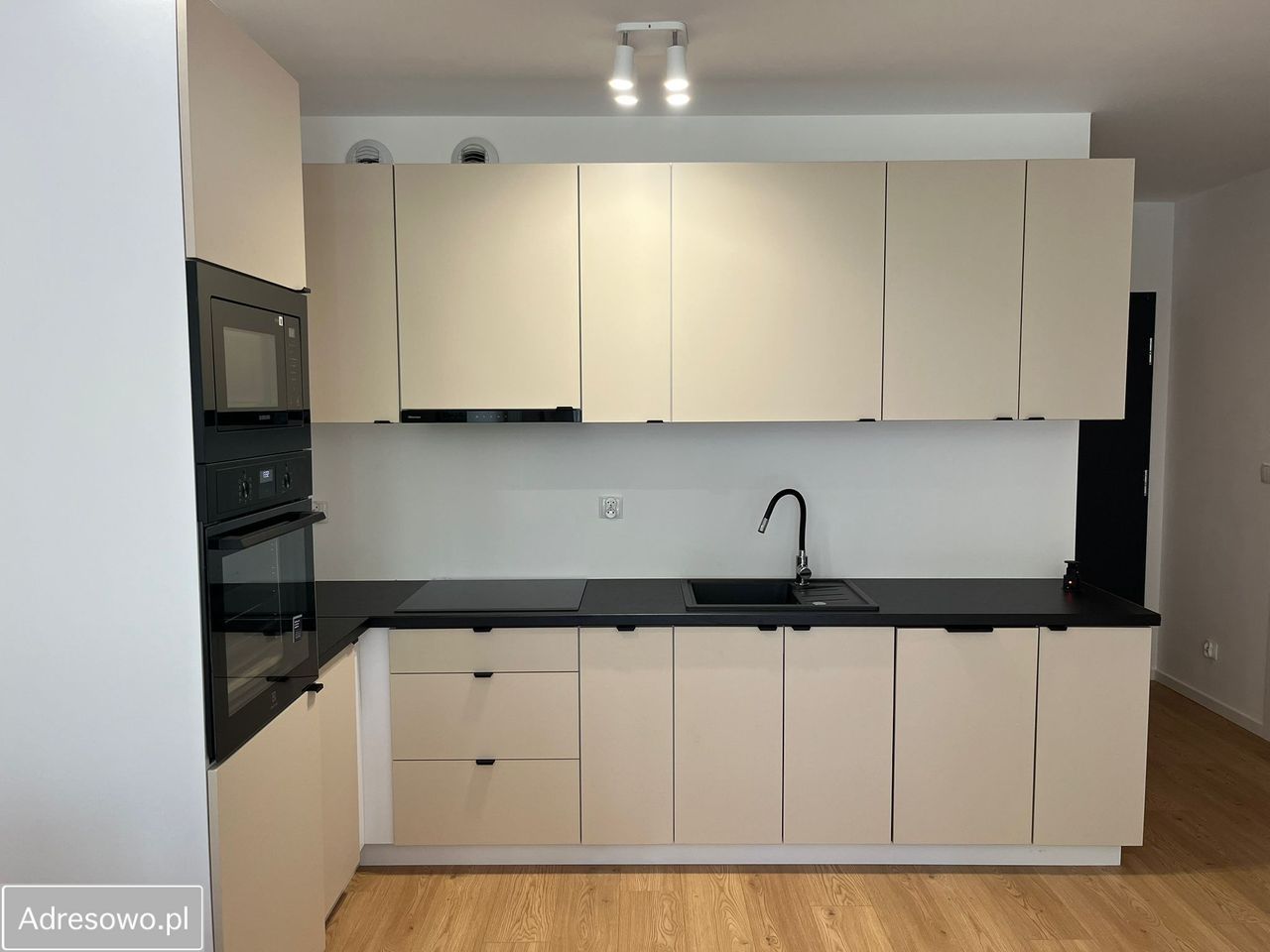 Mieszkanie 2-pokojowe Kołobrzeg. Zdjęcie 11