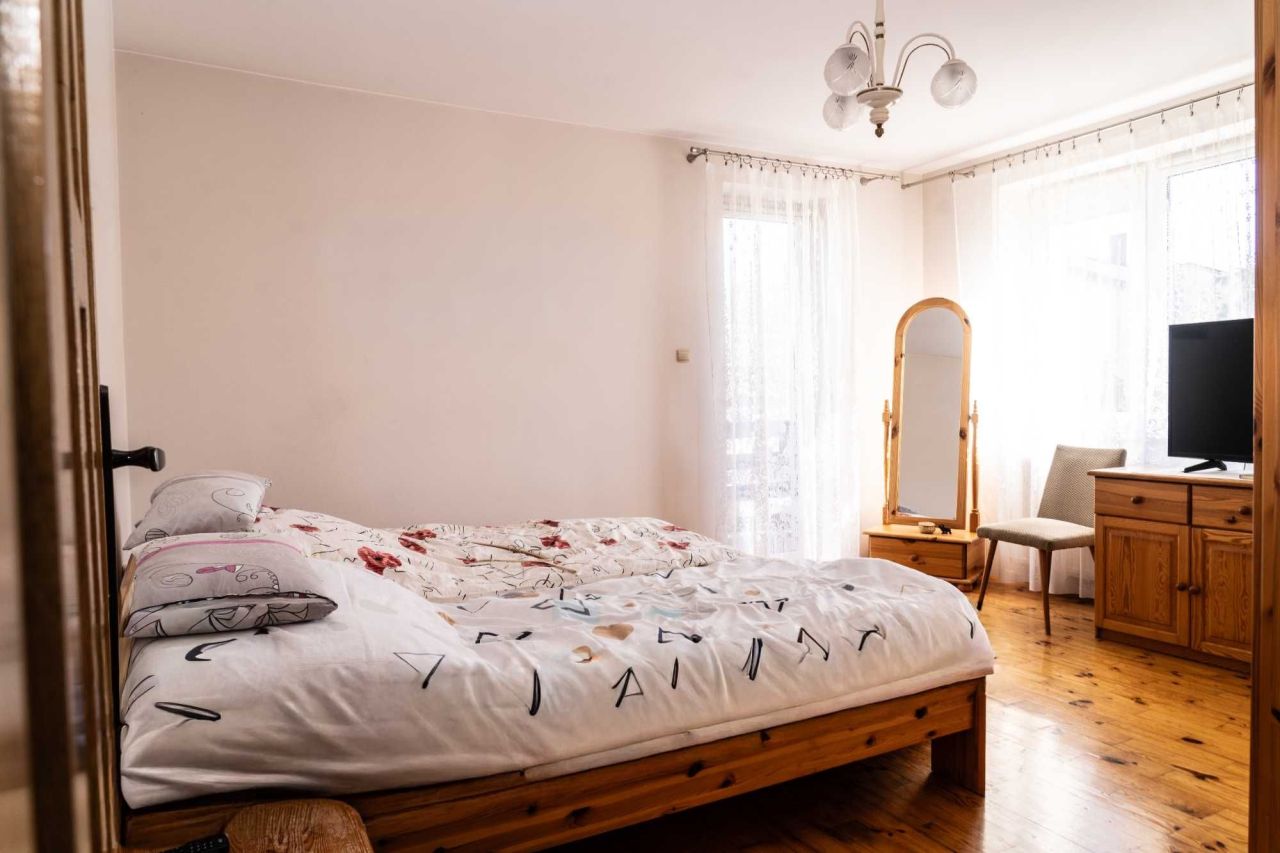 dom wolnostojący, 5 pokoi Władysławów. Zdjęcie 8