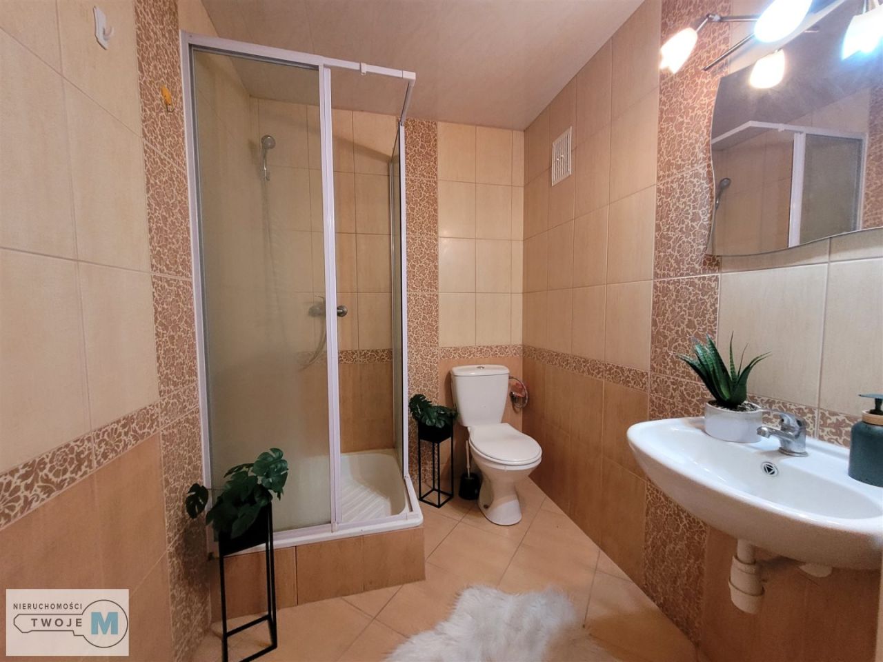 dom wolnostojący, 5 pokoi Białowieża. Zdjęcie 20