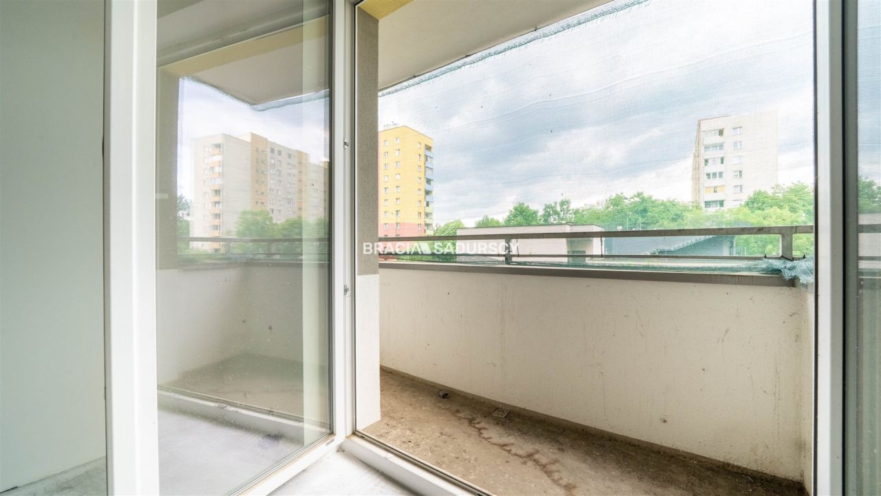 Mieszkanie 3-pokojowe Kraków Bieżanów, ul. Republiki Korczakowskiej. Zdjęcie 8