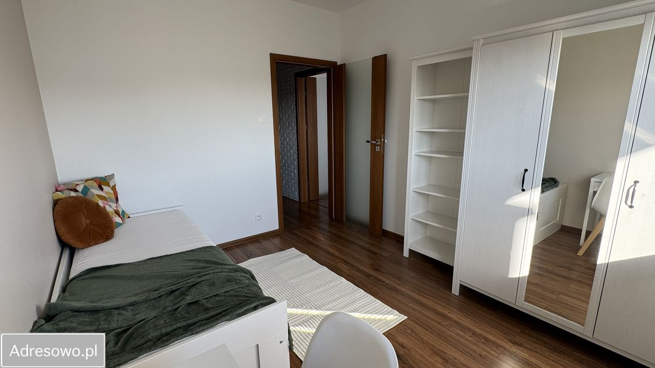 Mieszkanie 3-pokojowe Łódź Górna, ul. Waleriana Łukasińskiego. Zdjęcie 4