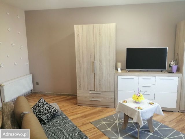 Mieszkanie 3-pokojowe Żagań, ul. Władysława Łokietka. Zdjęcie 1