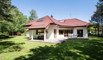 dom wolnostojący, 6 pokoi Strzeniówka, ul. Jeżynowa