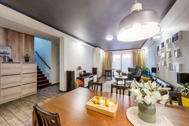 dom wolnostojący, 6 pokoi Bychlew, ul. Nowa. Zdjęcie 1