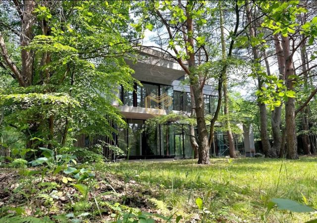 dom wolnostojący, 8 pokoi Konstancin-Jeziorna. Zdjęcie 2