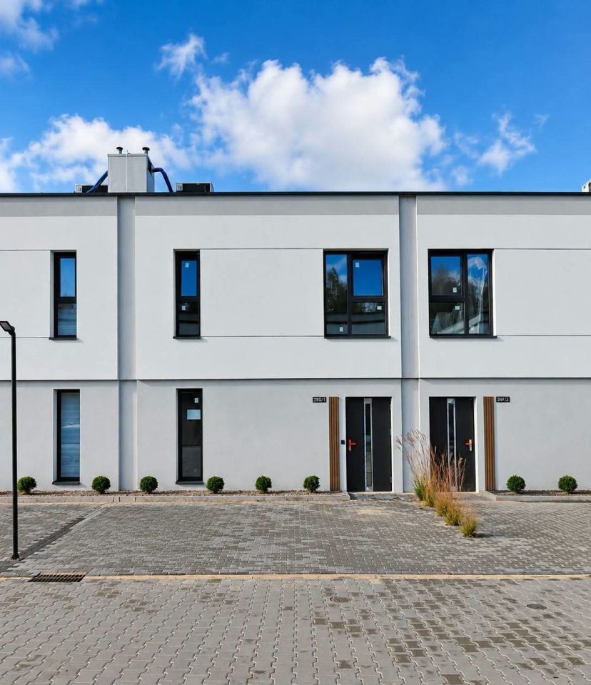 Dom na sprzedaż bez pośredników          
          
            ul. Małopolska          
          
            Częstochowa Parkitka