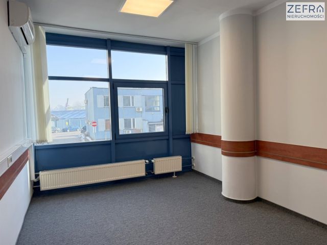 Biuro Kraków Nowa Huta. Zdjęcie 1