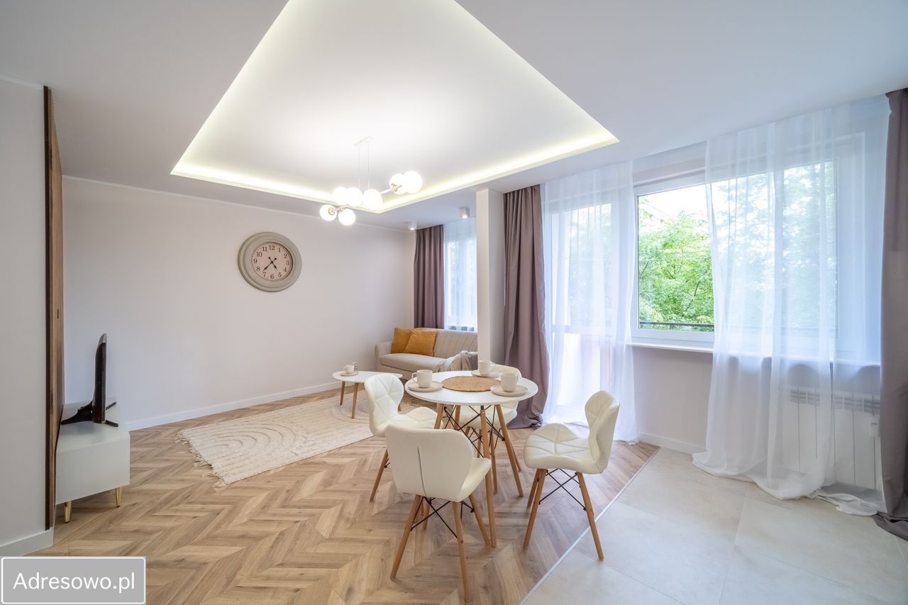 Mieszkanie 3-pokojowe Radom Ustronie, ul. Polskiego Czerwonego Krzyża