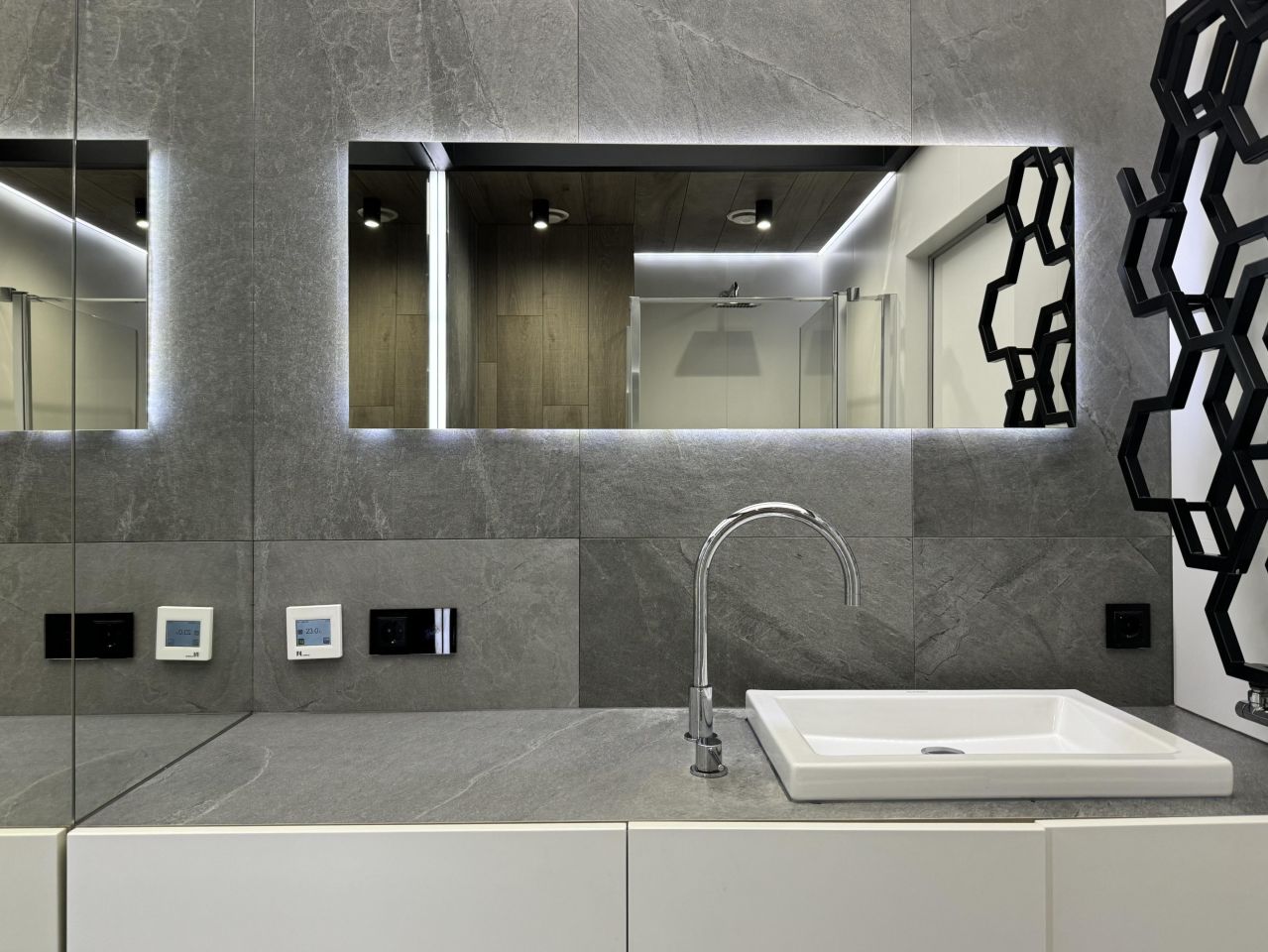 Mieszkanie 4-pokojowe Stare Miasto. Zdjęcie 2