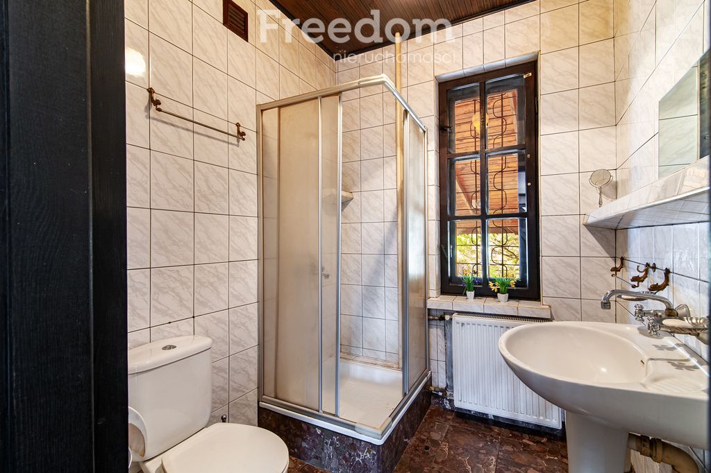dom wolnostojący, 4 pokoje Łódź Rogi, ul. Strusia. Zdjęcie 7