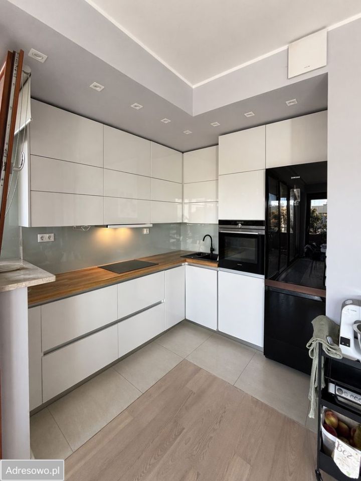 Mieszkanie 3-pokojowe Warszawa Wilanów, ul. Księdza Prymasa Augusta Hlonda. Zdjęcie 11