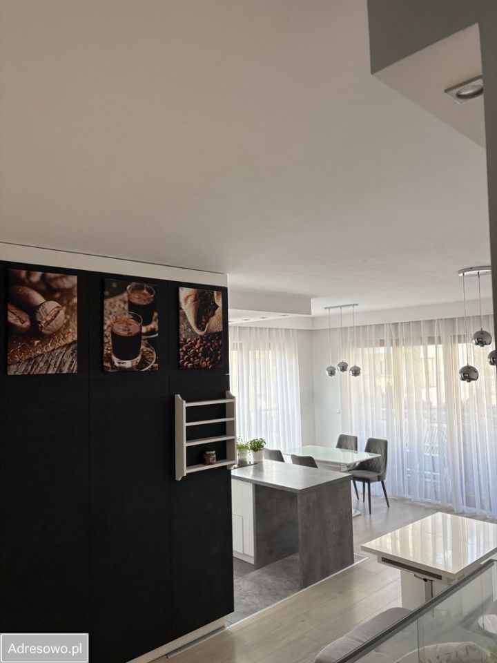 Mieszkanie 4-pokojowe Świnoujście, ul. Wojska Polskiego. Zdjęcie 2