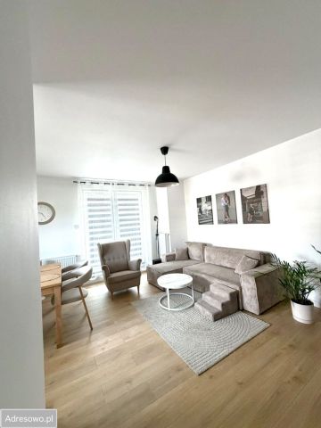 Mieszkanie 2-pokojowe Rzeszów Zalesie, ul. Henryka Wieniawskiego. Zdjęcie 1