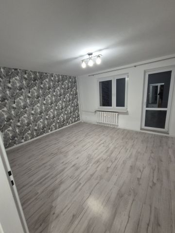 Mieszkanie 3-pokojowe Piła, ul. Żeromskiego. Zdjęcie 1