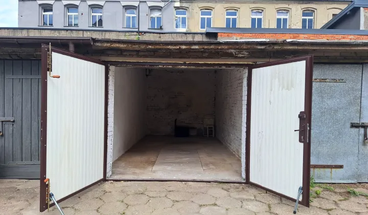 Garaż/miejsce parkingowe Zgierz, ul. gen. Henryka Dąbrowskiego