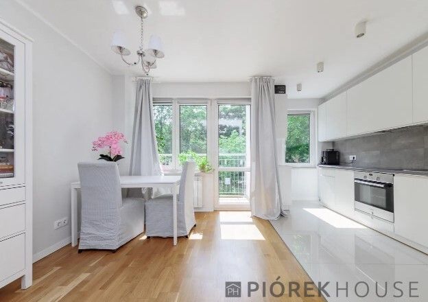 Mieszkanie 3-pokojowe Warszawa Wola, ul. Jana Pawła II. Zdjęcie 1