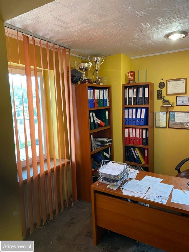 Biuro Iwkowa. Zdjęcie 4