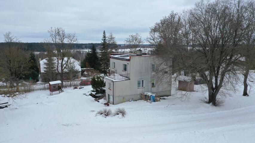 dom wolnostojący, 6 pokoi Jora Wielka. Zdjęcie 9