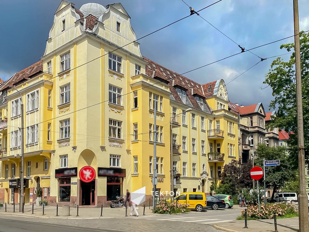 Lokal Poznań Jeżyce, park gen. Henryka Dąbrowskiego