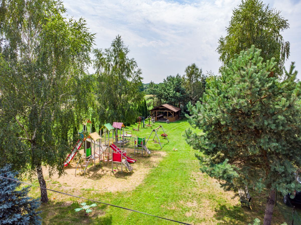 dom wolnostojący, 3 pokoje Prawda. Zdjęcie 15
