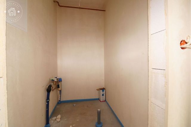 bliźniak, 6 pokoi Podzamcze. Zdjęcie 14