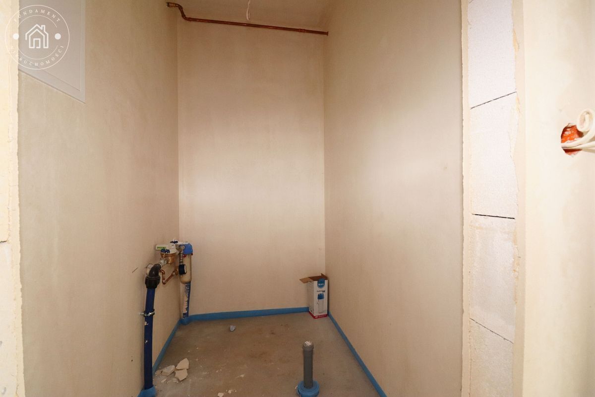 bliźniak, 6 pokoi Podzamcze. Zdjęcie 14