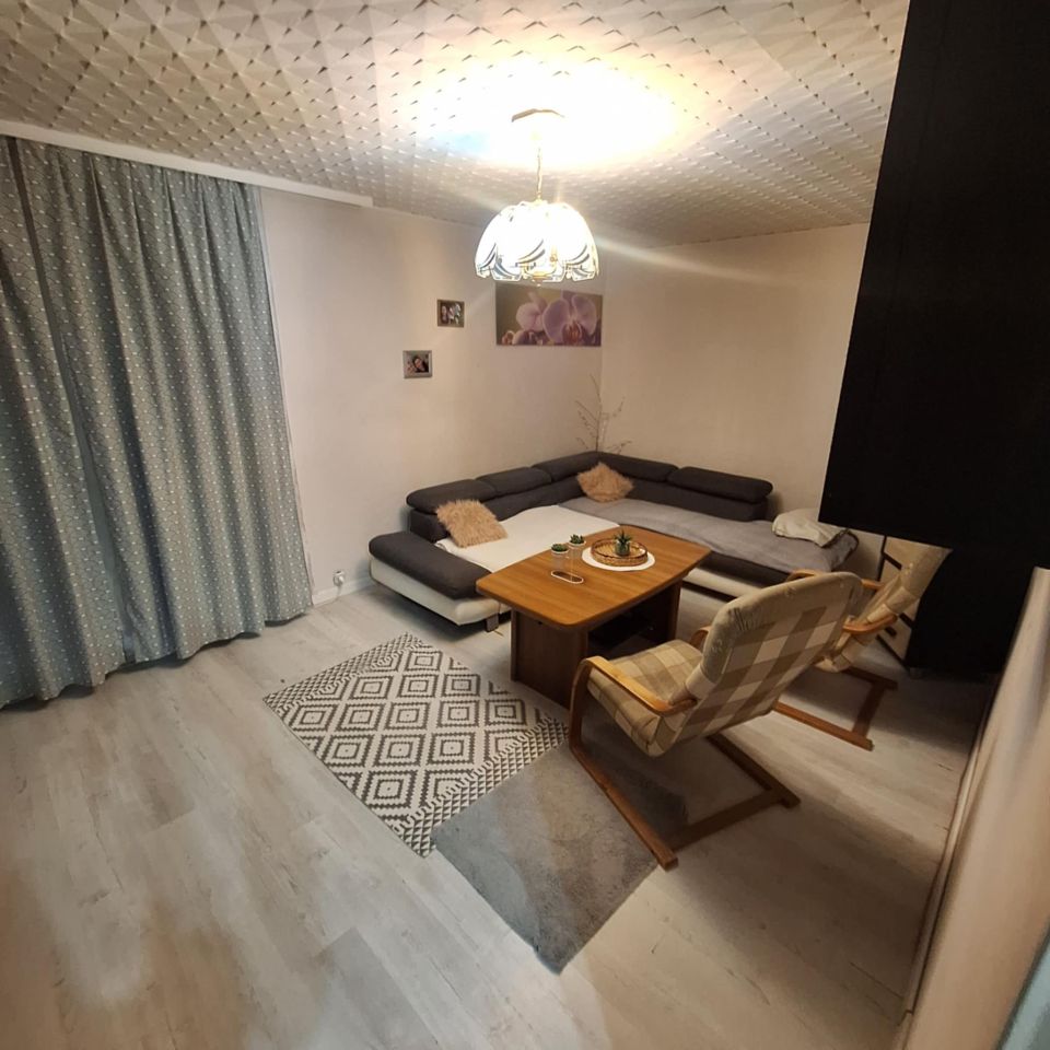 Mieszkanie 3-pokojowe Jaworzno, ul. Piekarska. Zdjęcie 3