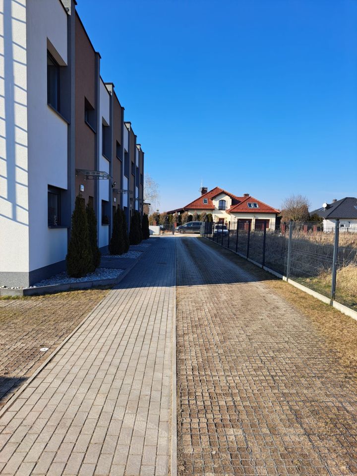 bliźniak, 4 pokoje Siechnice, ul. Bzowa. Zdjęcie 15