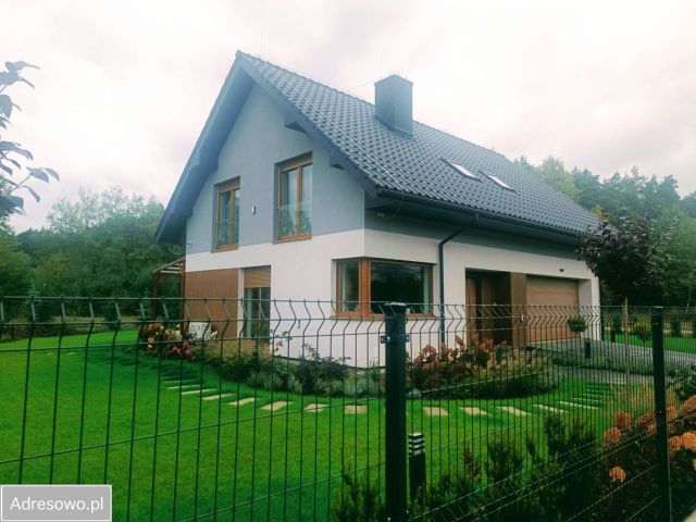 dom wolnostojący, 5 pokoi Kamieńczyk, ul. Poziomkowa. Zdjęcie 1