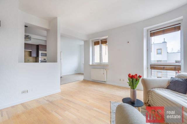 Mieszkanie 4-pokojowe Warszawa Włochy, ul. ks. Juliana Chrościckiego. Zdjęcie 3