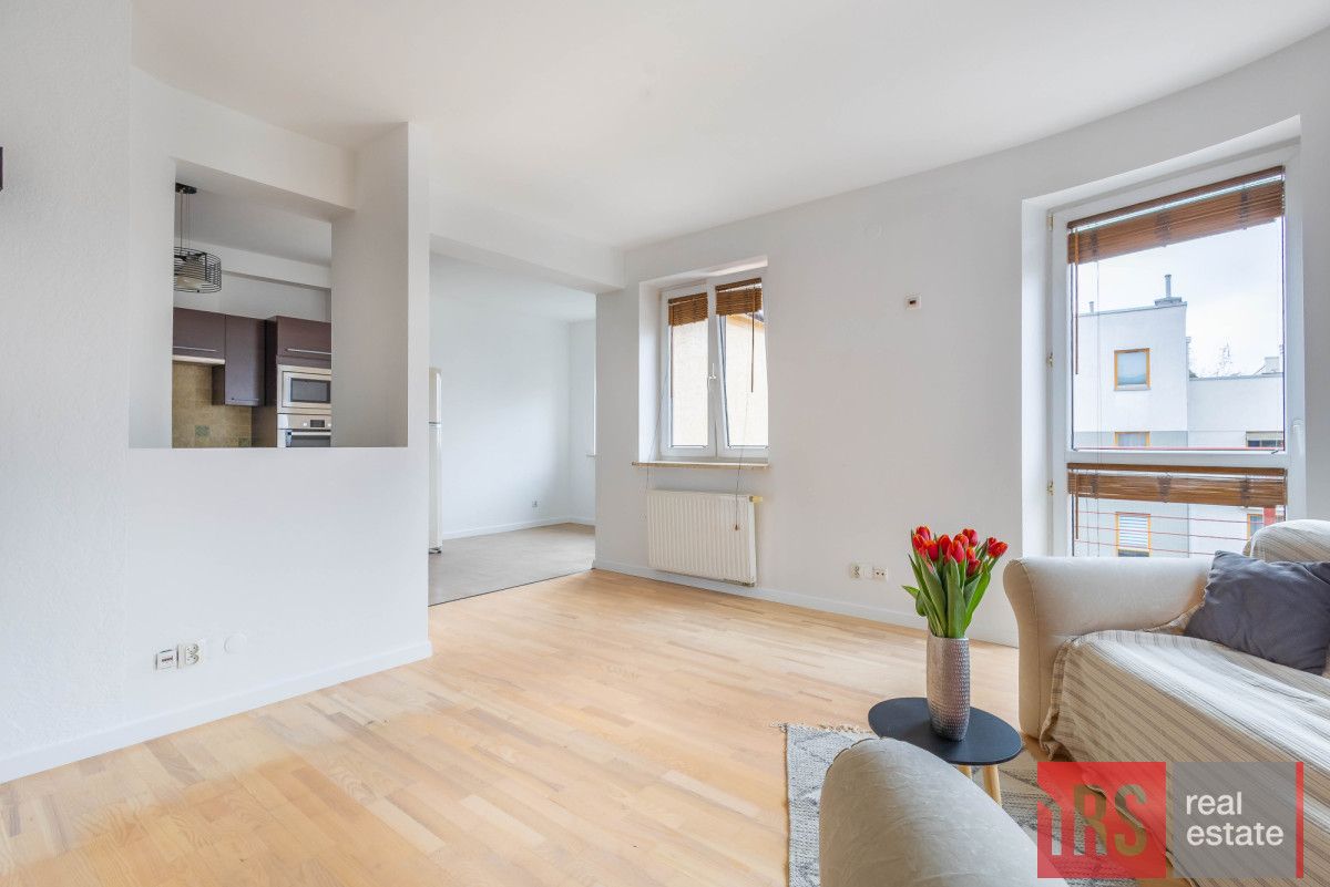 Mieszkanie 4-pokojowe Warszawa Włochy, ul. ks. Juliana Chrościckiego. Zdjęcie 3