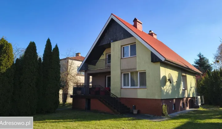 dom wolnostojący, 5 pokoi Włodawa, ul. Lipowa