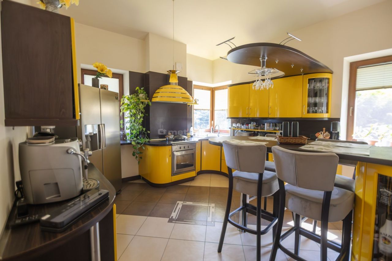 dom wolnostojący, 3 pokoje Wola Branicka. Zdjęcie 8