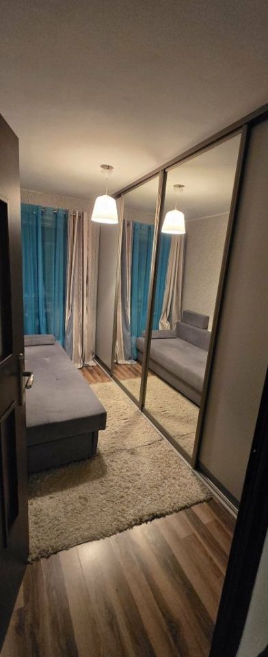 Mieszkanie 4-pokojowe Góra, ul. Piastów. Zdjęcie 2