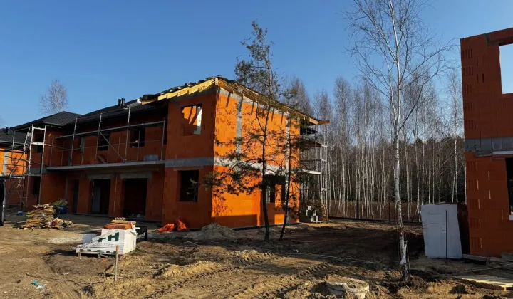 bliźniak, 5 pokoi Pasek, ul. Piękna