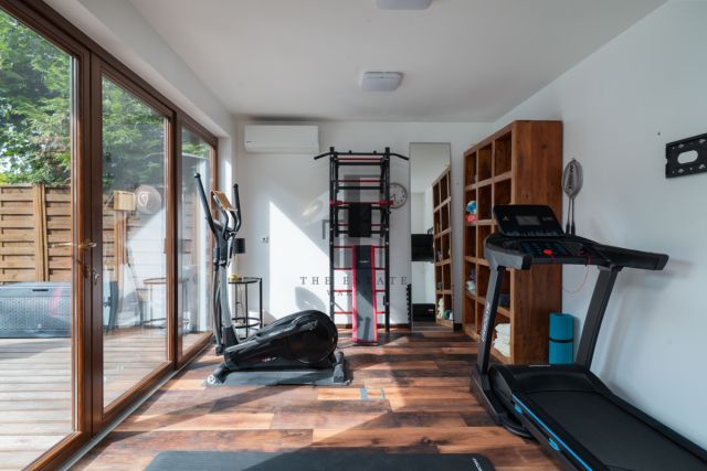 dom wolnostojący, 7 pokoi Ustanów, ul. Środkowa. Zdjęcie 12