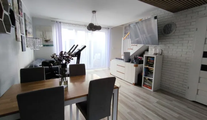 Mieszkanie 3-pokojowe Dębogórze, ul. Sezamkowa