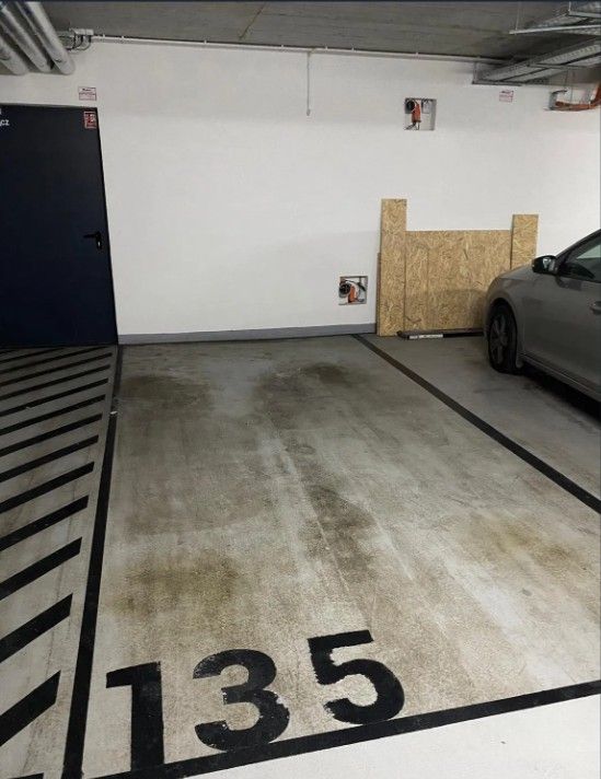 Garaż/miejsce parkingowe Kraków Płaszów, ul. Saska. Zdjęcie 1