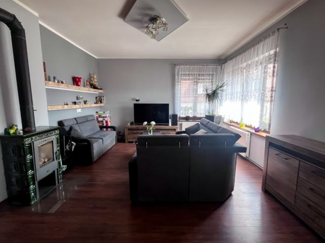 Mieszkanie 3-pokojowe Wałbrzych Nowe Miasto, ul. Bolesława Prusa. Zdjęcie 1