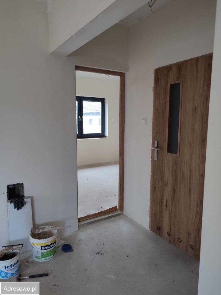 dom wolnostojący, 3 pokoje Ślesin. Zdjęcie 10