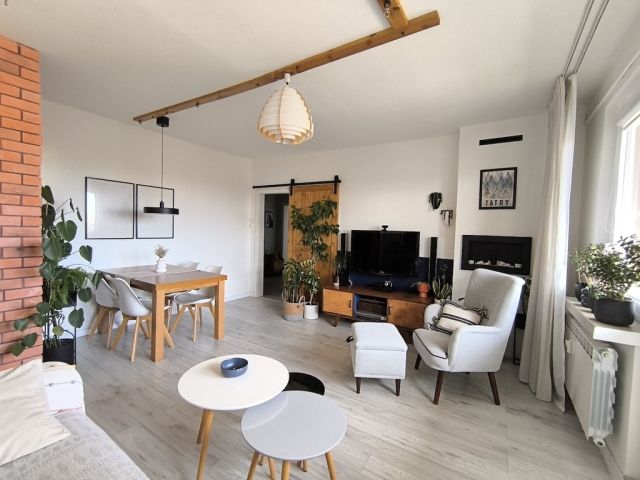 Mieszkanie 3-pokojowe Bełchatów, os. Żołnierzy POW. Zdjęcie 1