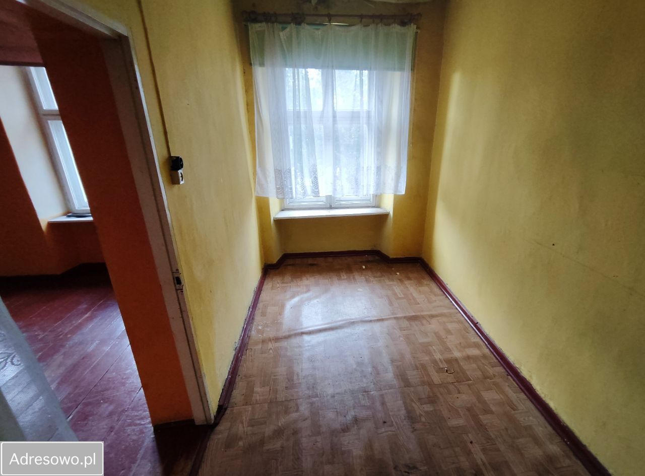 Mieszkanie 1-pokojowe Byczyna. Zdjęcie 2