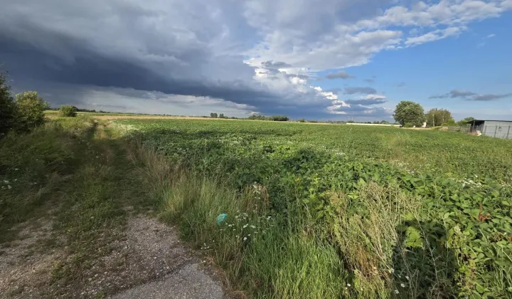 Działka budowlana Wierzchosławice