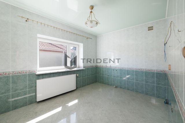 dom wolnostojący, 10 pokoi Marki. Zdjęcie 9