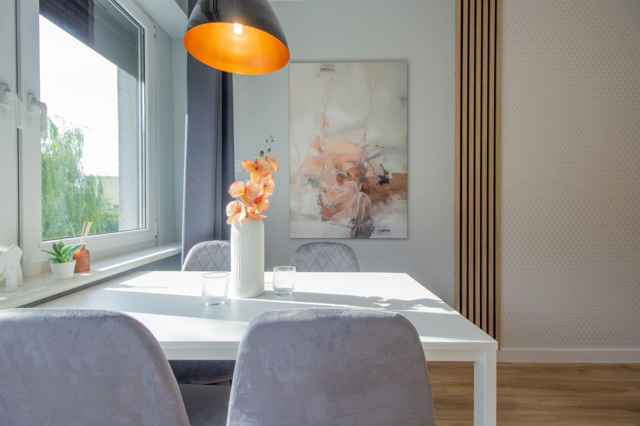 Mieszkanie 3-pokojowe Piotrków Trybunalski Moryca, ul. Romana Dmowskiego. Zdjęcie 1