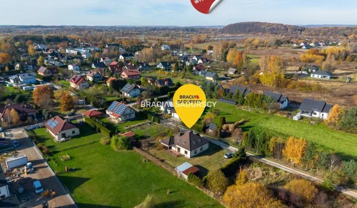 dom wolnostojący, 7 pokoi Skawina, ul. Wojska Polskiego